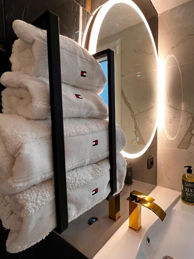 Palais 5Min Luxury&Cinema Studio 戛纳 外观 照片